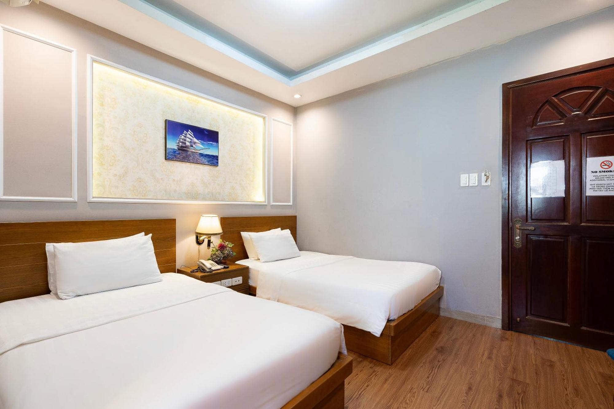Lucky Star Hotel - Bui Vien Walking Street ホーチミン市 エクステリア 写真