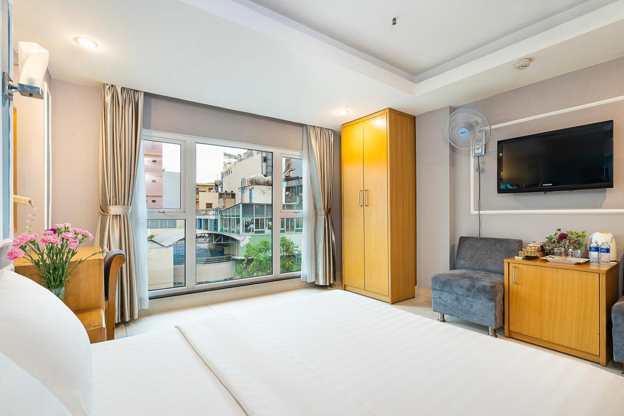 Lucky Star Hotel - Bui Vien Walking Street ホーチミン市 エクステリア 写真