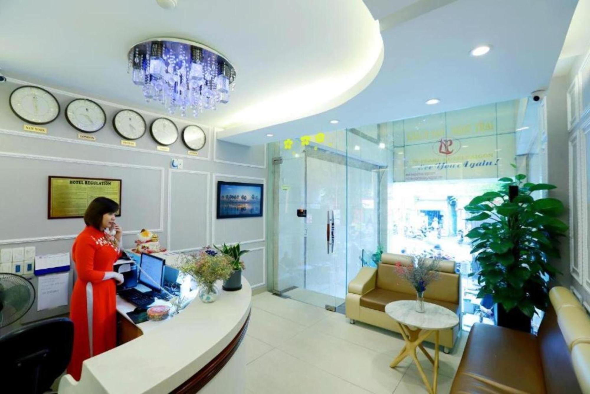Lucky Star Hotel - Bui Vien Walking Street ホーチミン市 エクステリア 写真