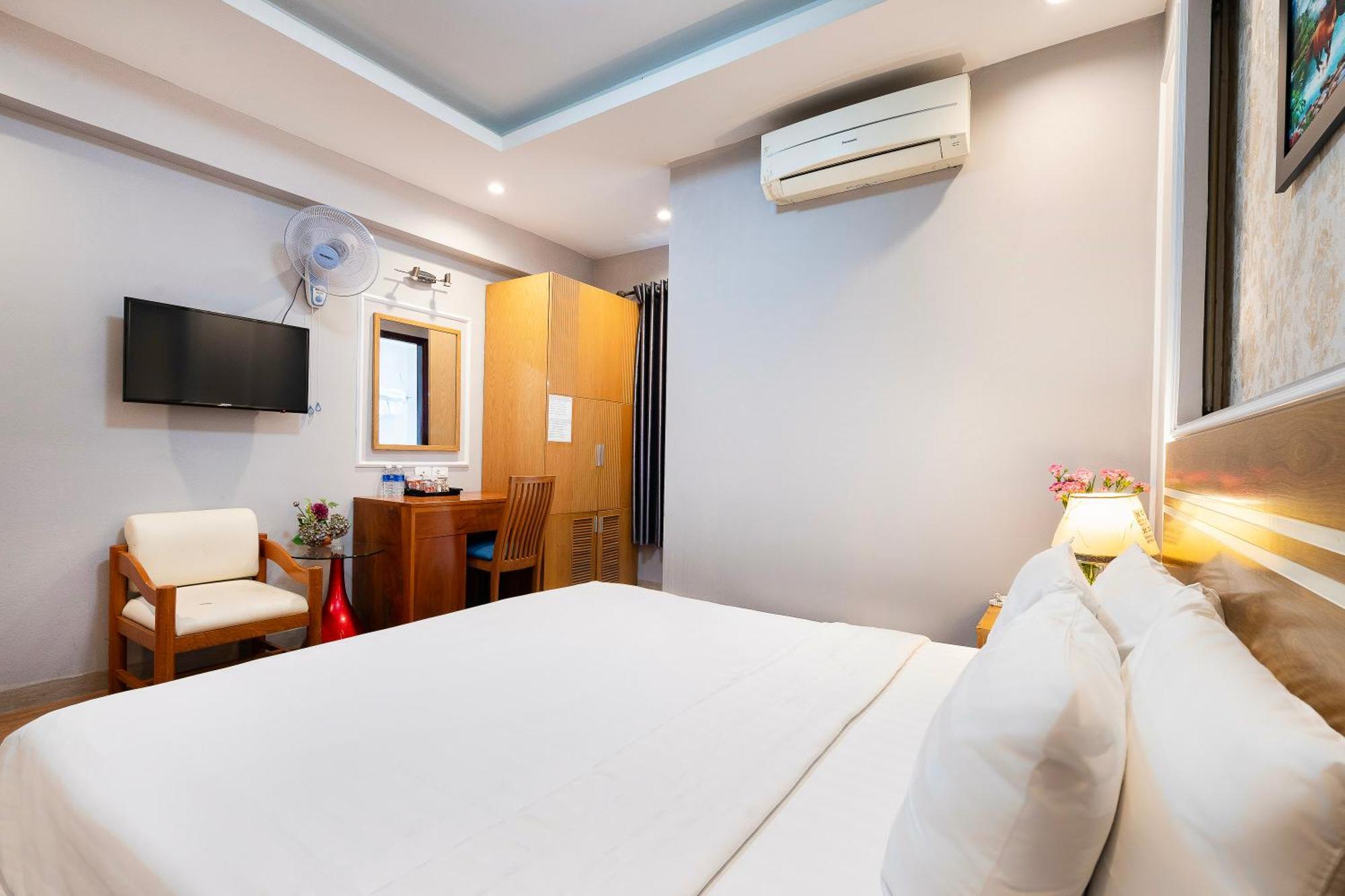 Lucky Star Hotel - Bui Vien Walking Street ホーチミン市 エクステリア 写真