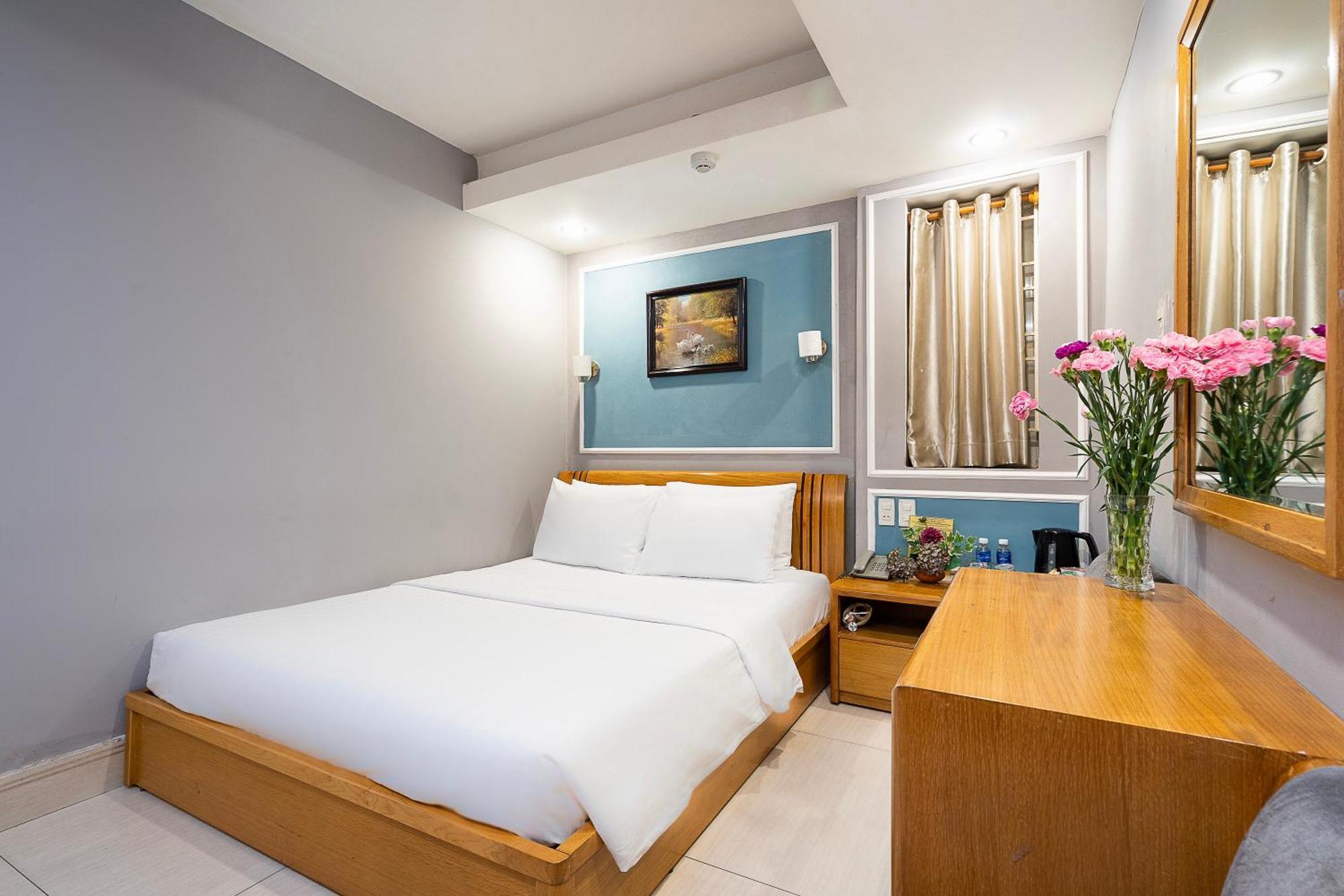 Lucky Star Hotel - Bui Vien Walking Street ホーチミン市 エクステリア 写真