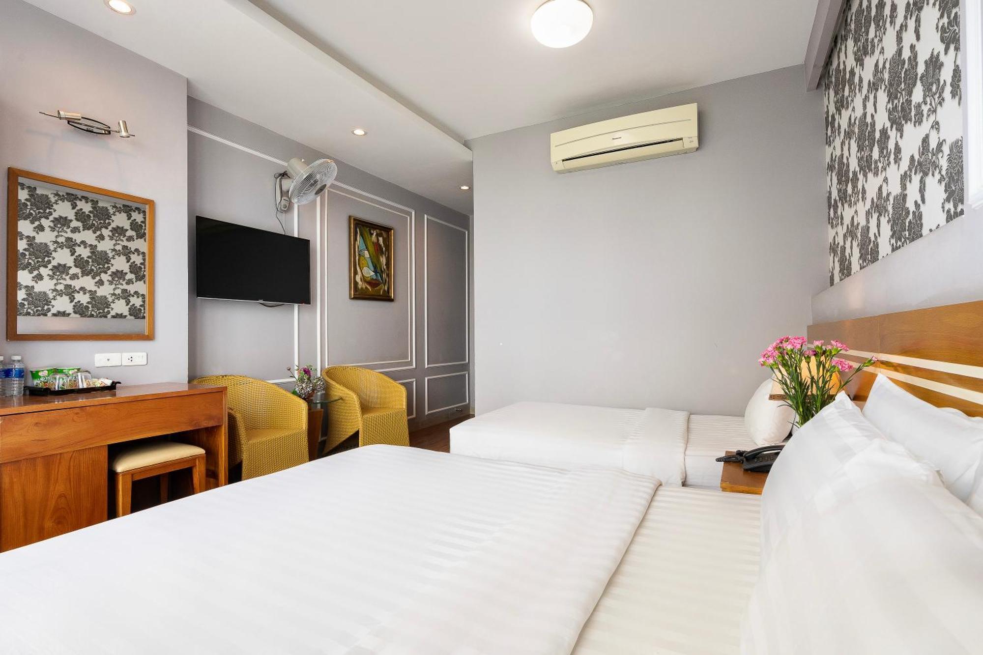 Lucky Star Hotel - Bui Vien Walking Street ホーチミン市 エクステリア 写真
