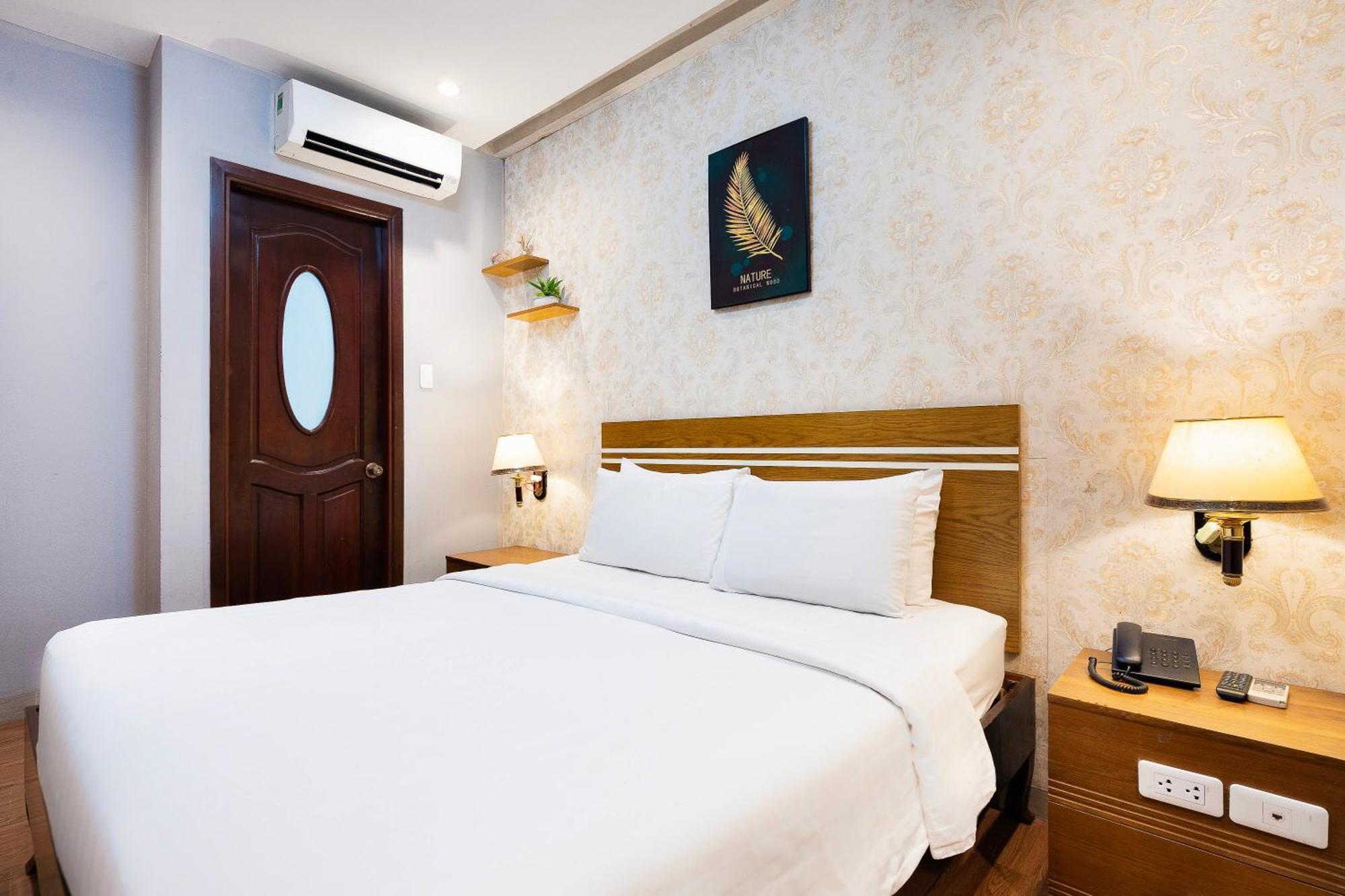 Lucky Star Hotel - Bui Vien Walking Street ホーチミン市 エクステリア 写真